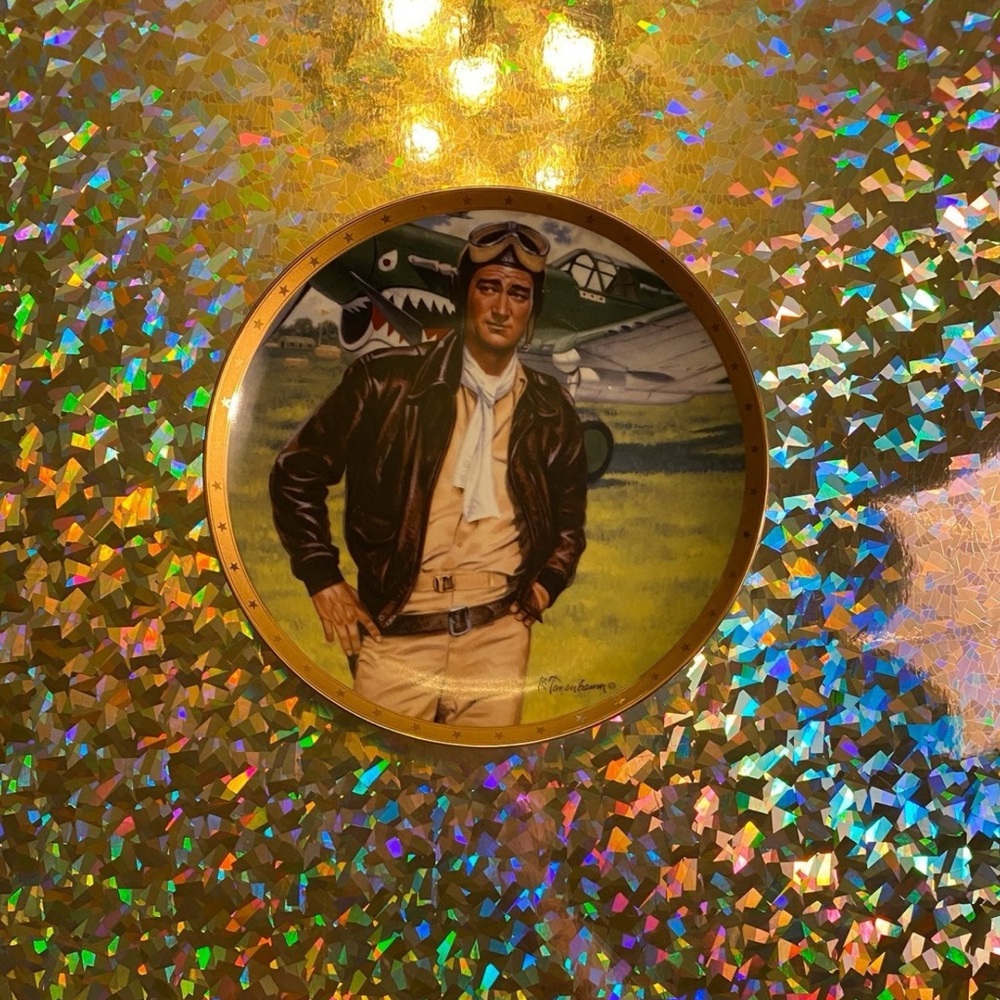 John Wayne plate